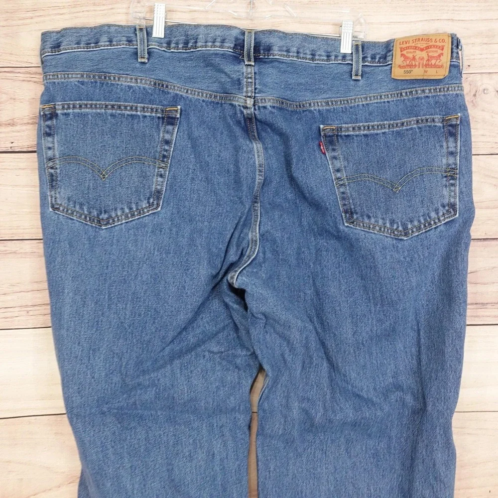 Levis 550 Jeans Mens 50x27 (52x28) Blue Medium Wash Relaxed Tapered Denim Pants